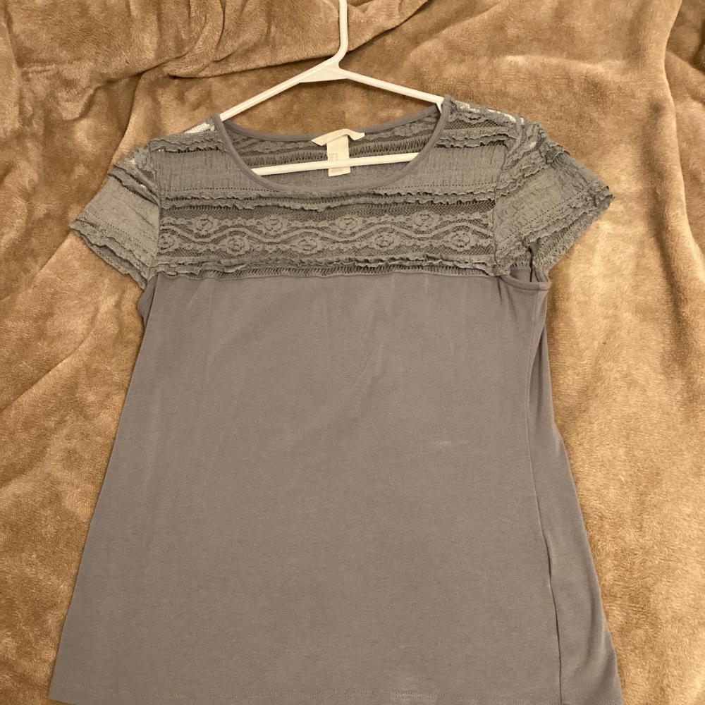 H&M Light blue lace top size medium